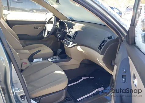 2010 Hyundai Elantra Gls z USA, uszkodzony, nr VIN KMHDU4AD4AU906480